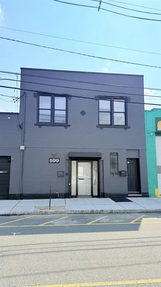 2BR Multi-Family for Rent in West New York, NJ