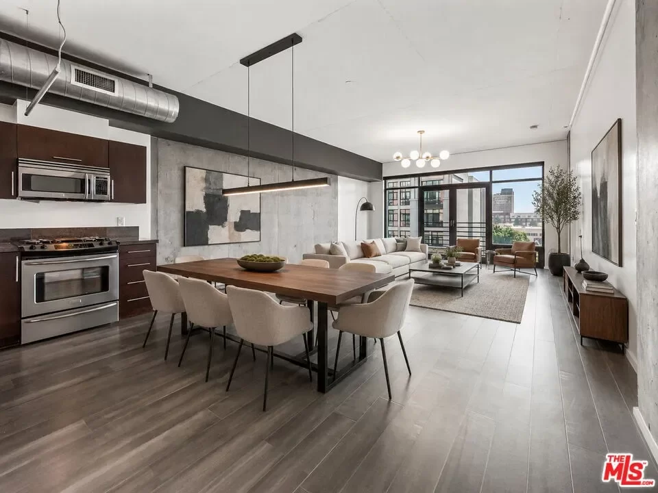1BR Condo for Sale in Los Angeles, CA