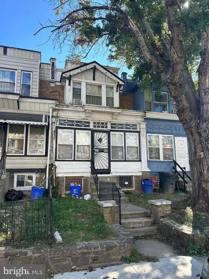 3BR Townhouse for Sale in Philadelphia, PA