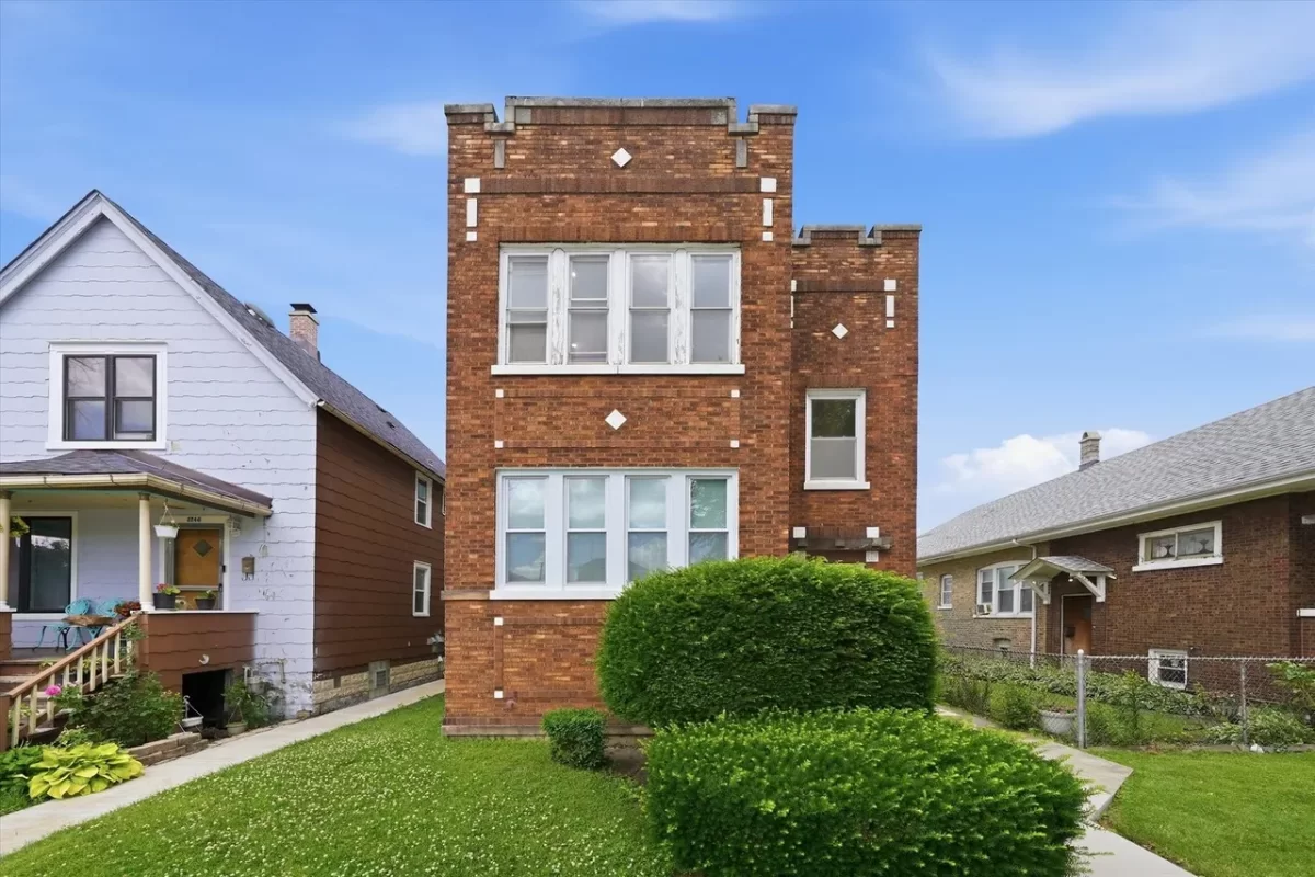 2BR House for Rent in Chicago, IL