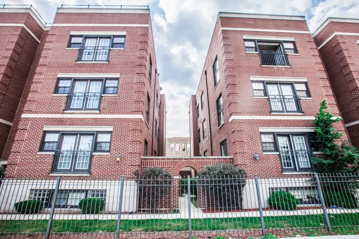 3BR Condo for Sale in Chicago, IL