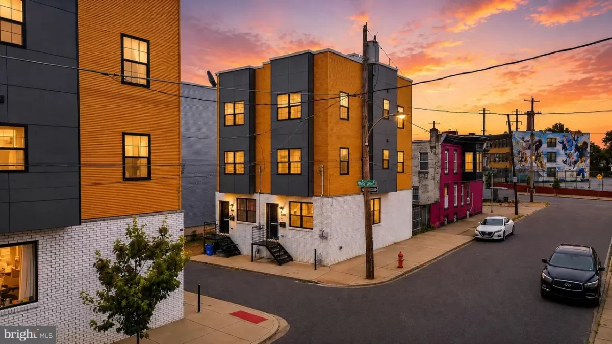 5BR Townhouse for Sale in Philadelphia, PA