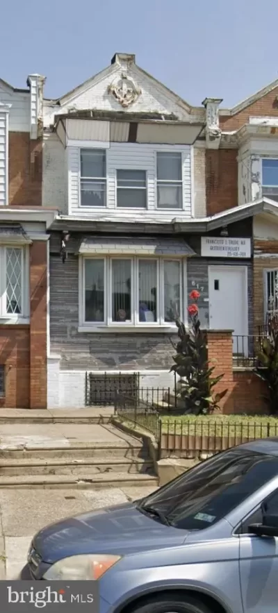 4BR Townhouse for Sale in Philadelphia, PA