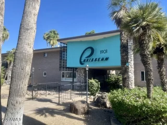 2BR Condo for Sale in Phoenix, AZ