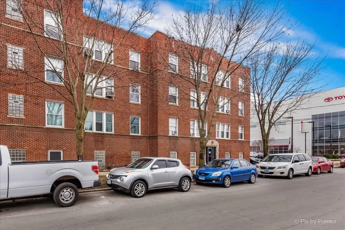 2BR Condo for Rent in Chicago, IL
