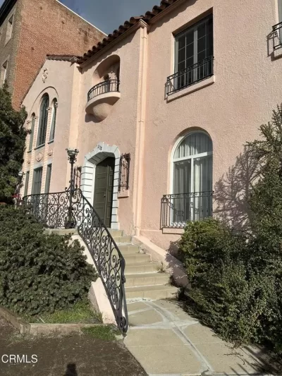 2BR House for Rent in Los Angeles, CA