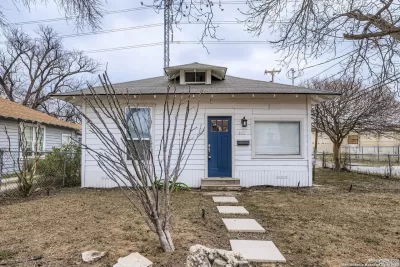 3BR House for Sale in San Antonio, TX