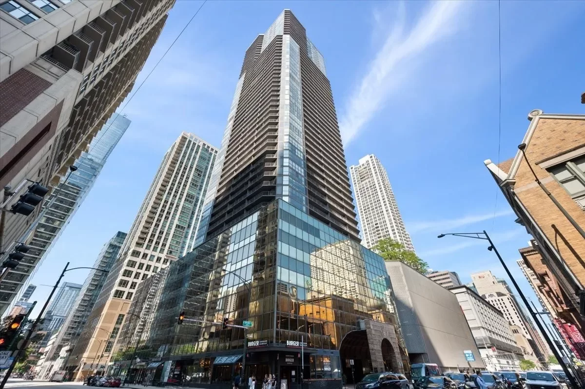 1BR Condo for Sale in Chicago, IL