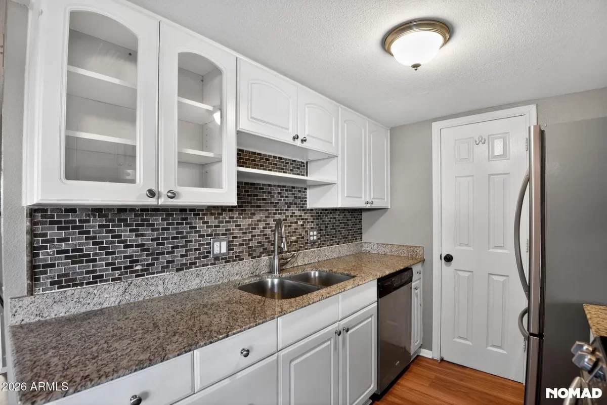 3BR Townhouse for Sale in Phoenix, AZ