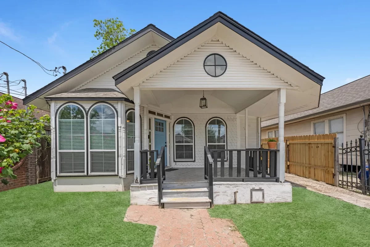 2BR House for Sale in Houston, TX