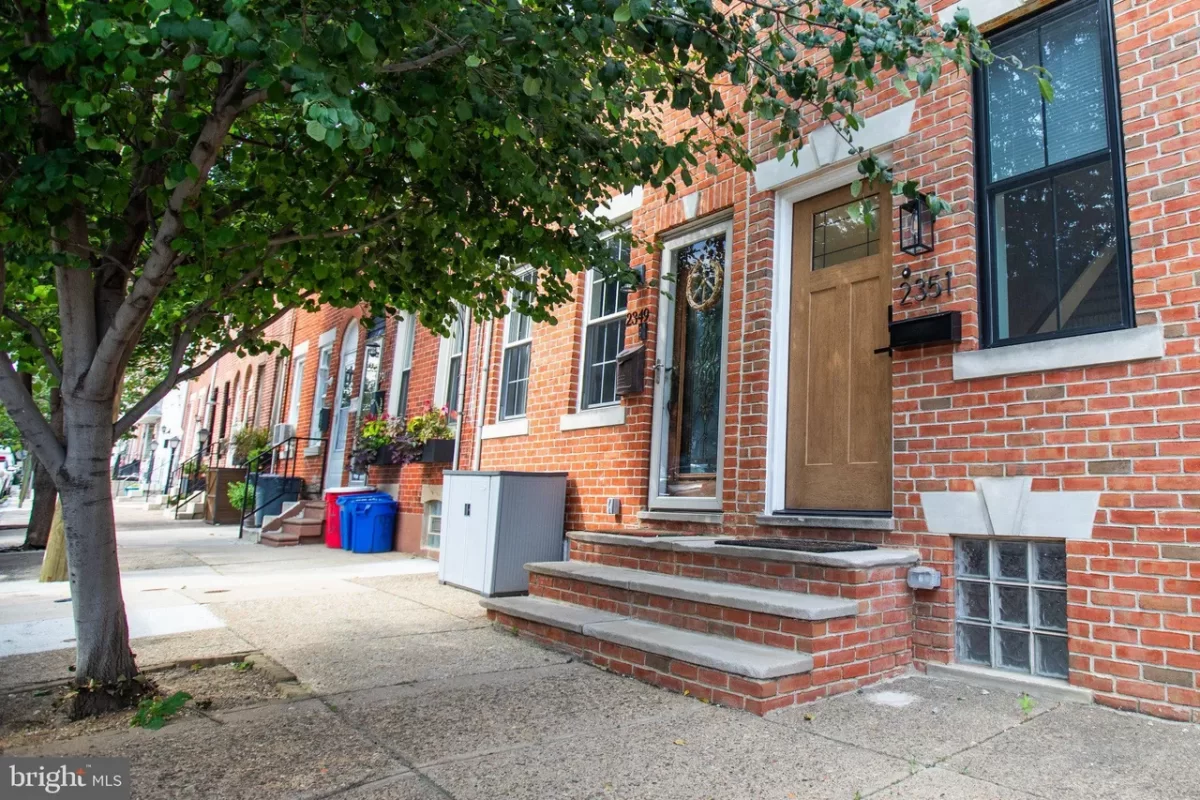 3BR Townhouse for Sale in Philadelphia, PA