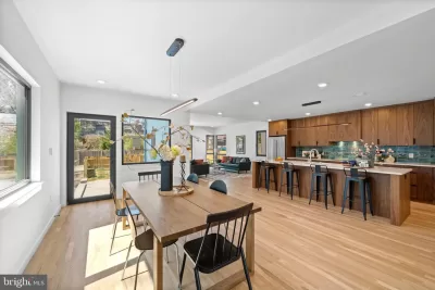 6BR House for Sale in Philadelphia, PA