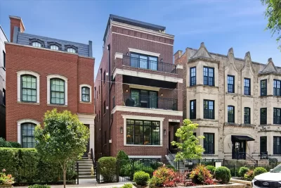 4BR Condo for Sale in Chicago, IL