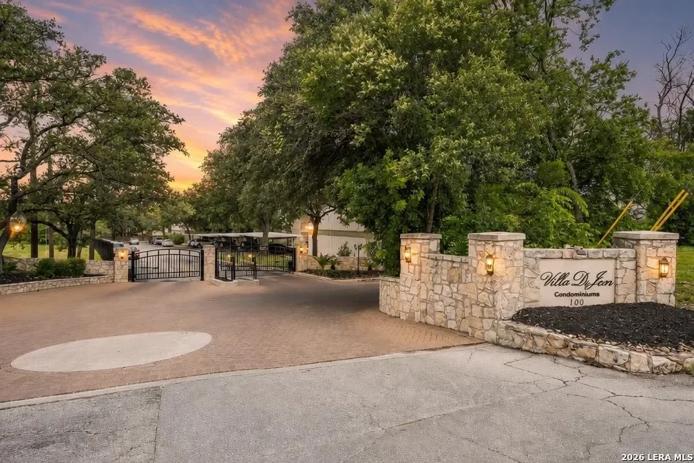 2BR Condo for Sale in San Antonio, TX