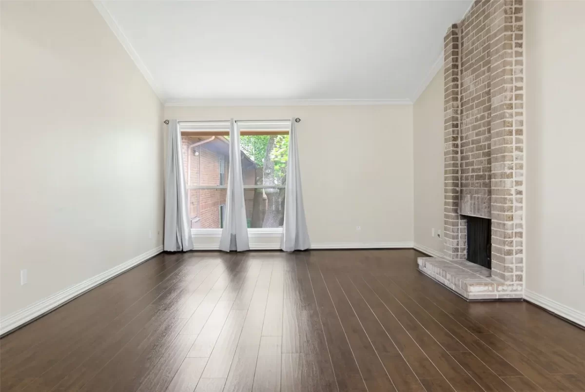 2BR Condo for Sale in Dallas, TX