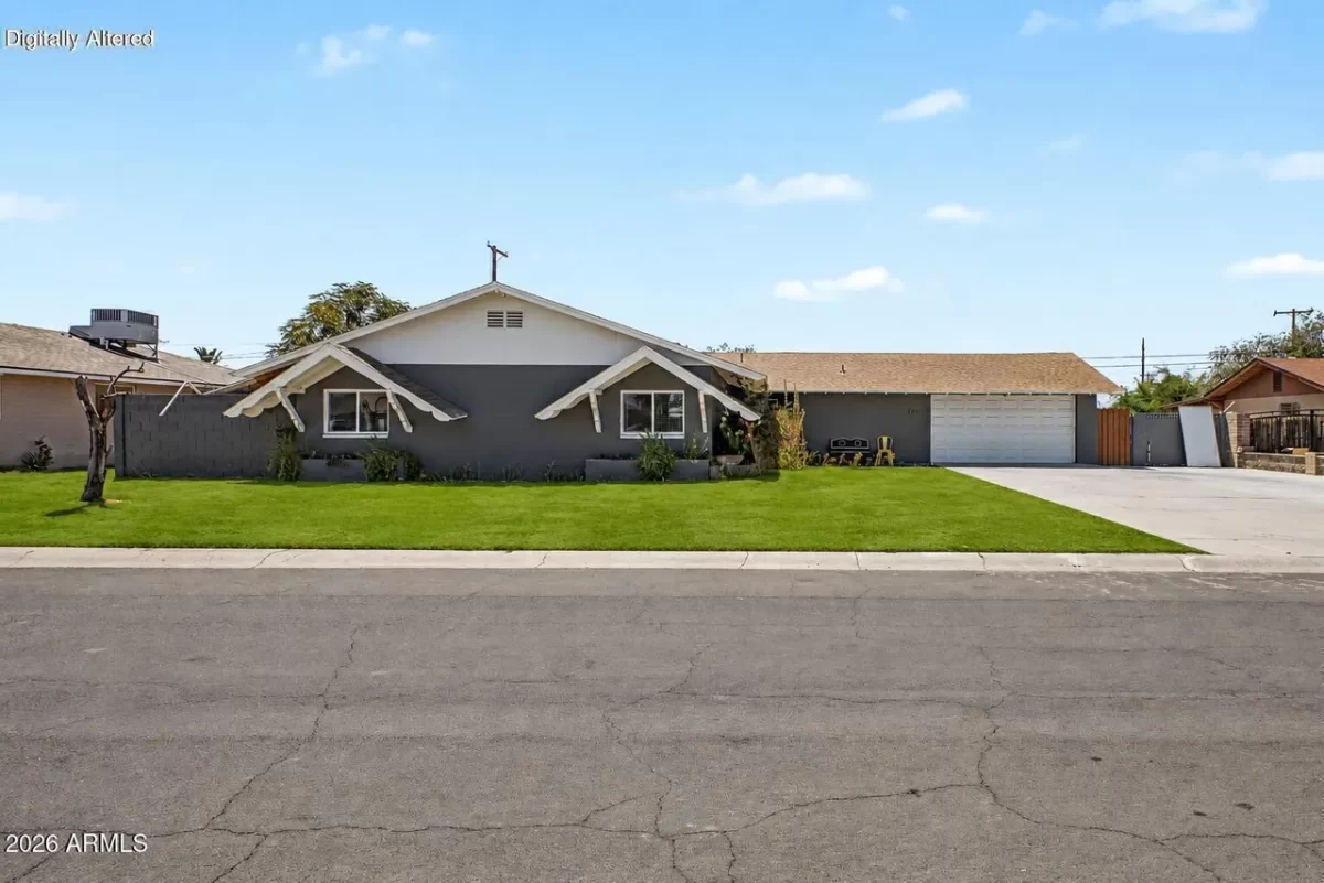4BR House for Sale in Glendale, AZ