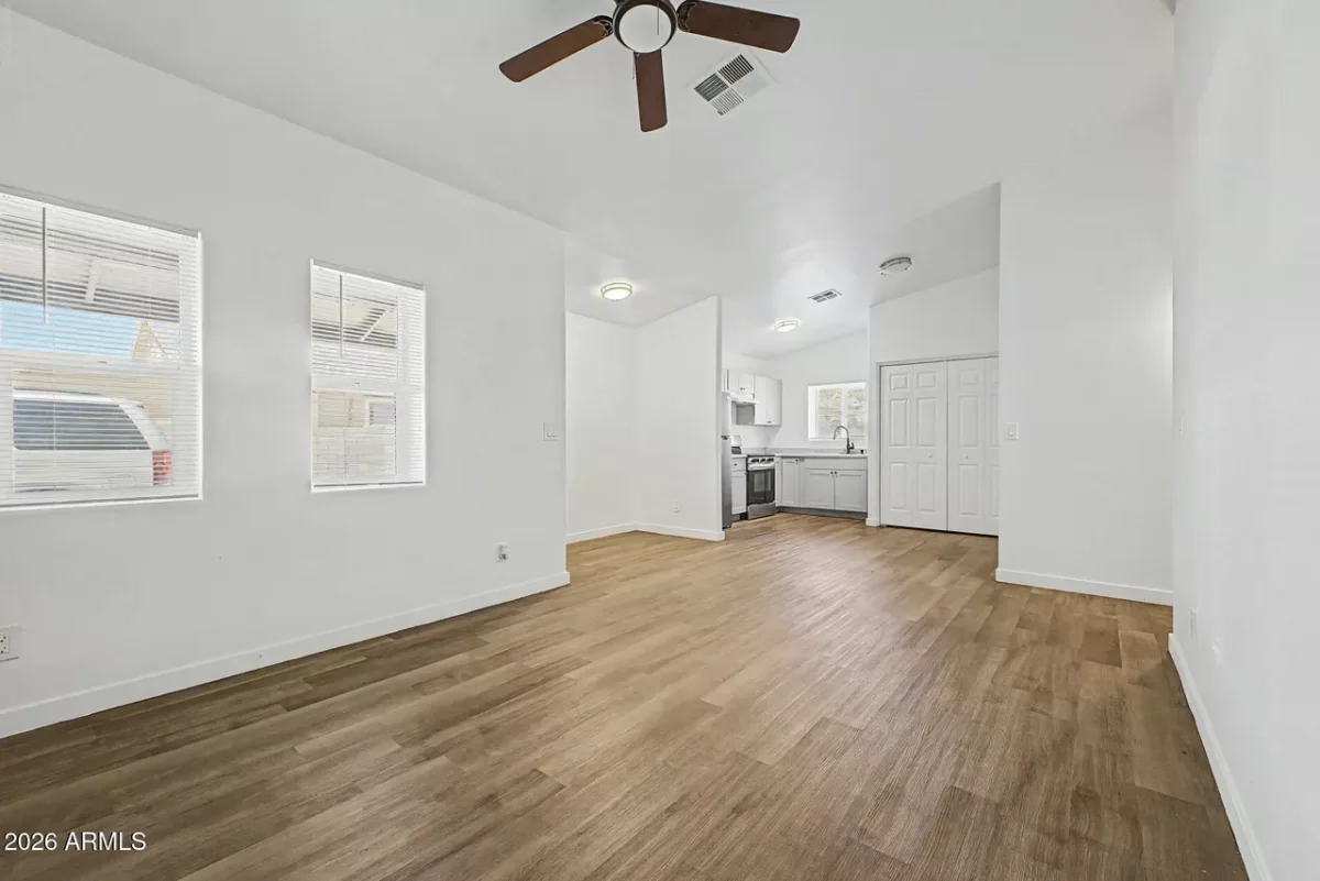 6BR Multi-Family for Sale in Phoenix, AZ