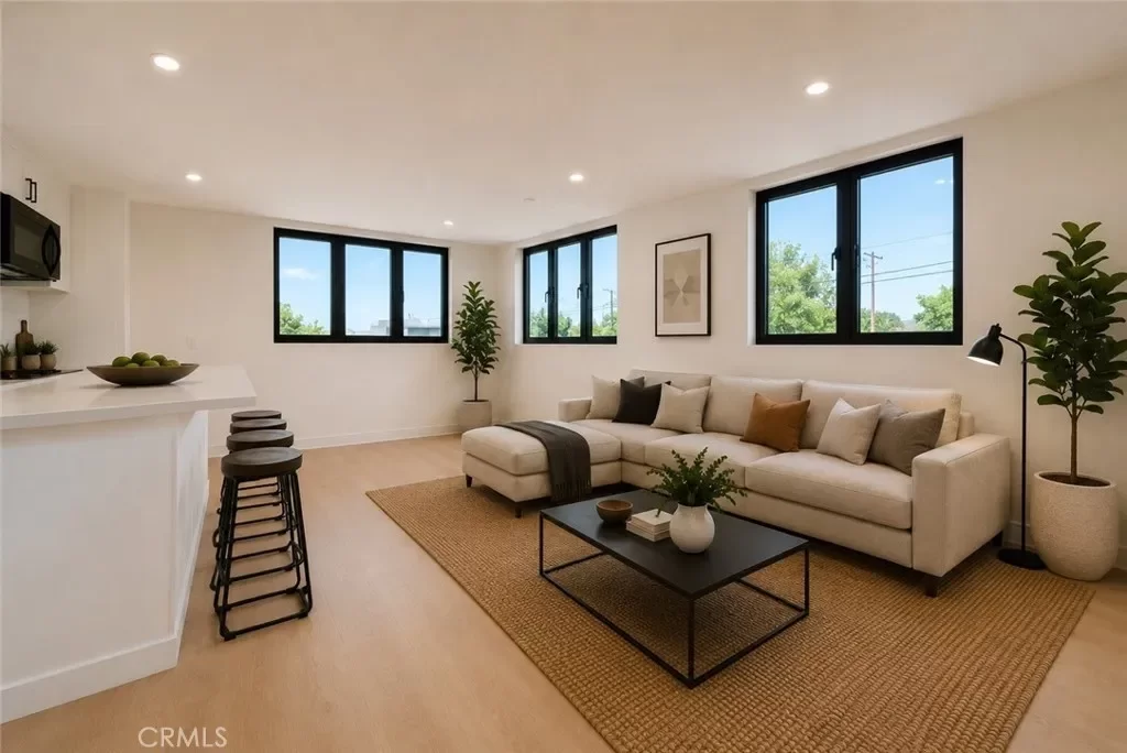 4BR House for Rent in Los Angeles, CA