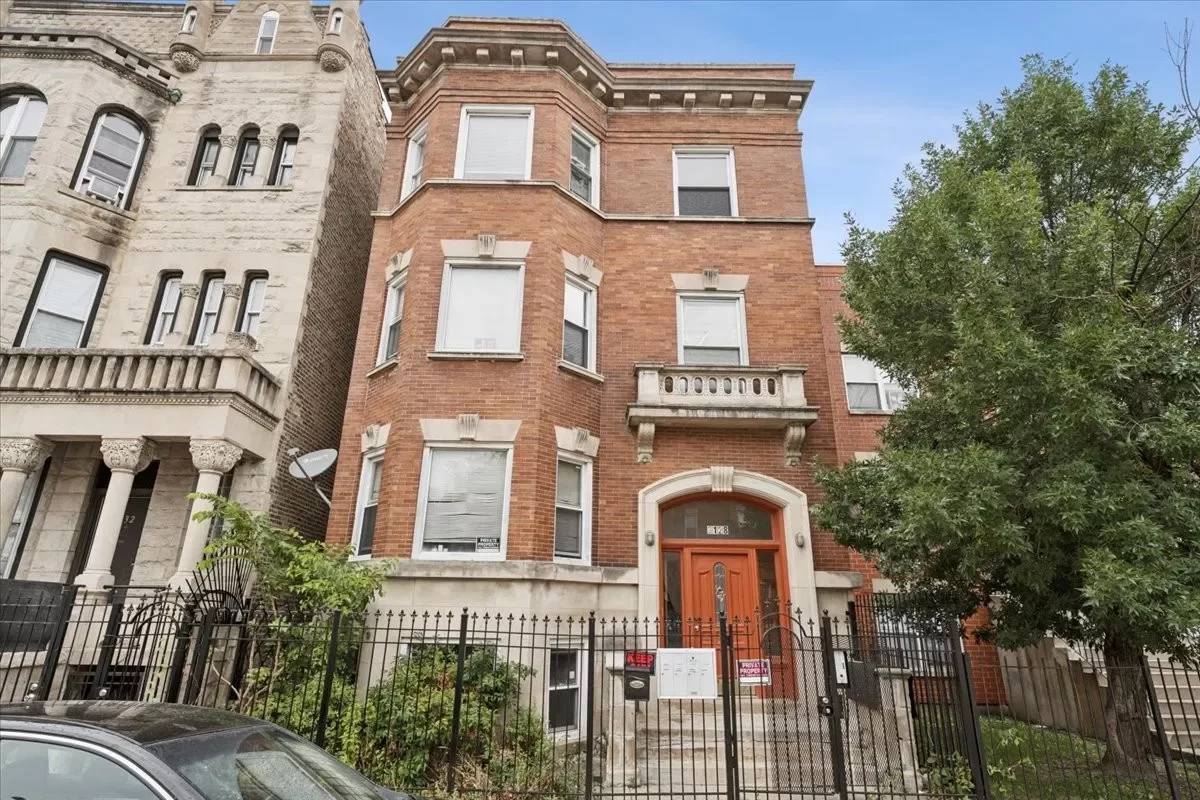 14BR Multi-Family for Sale in Chicago, IL