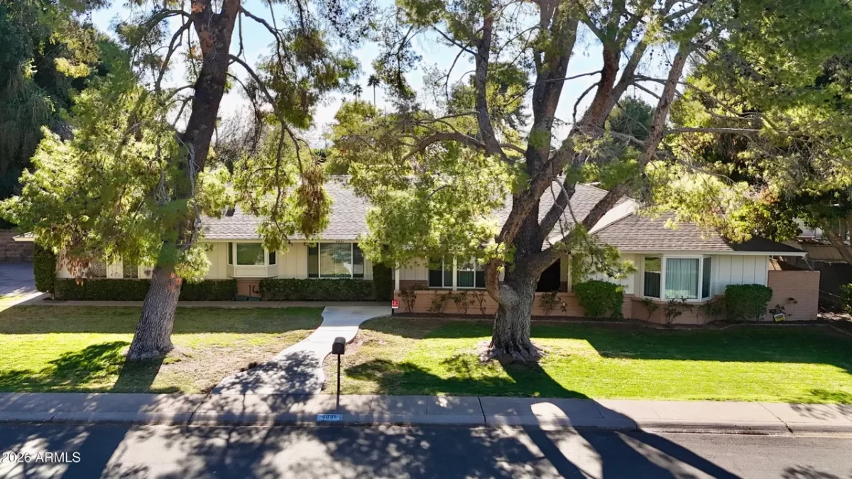 4BR House for Sale in Phoenix, AZ