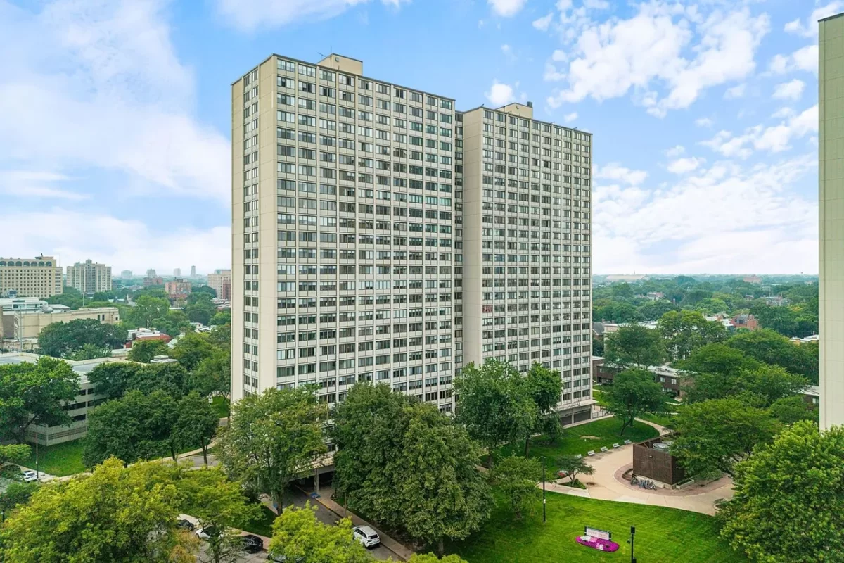 1BR House for Sale in Chicago, IL