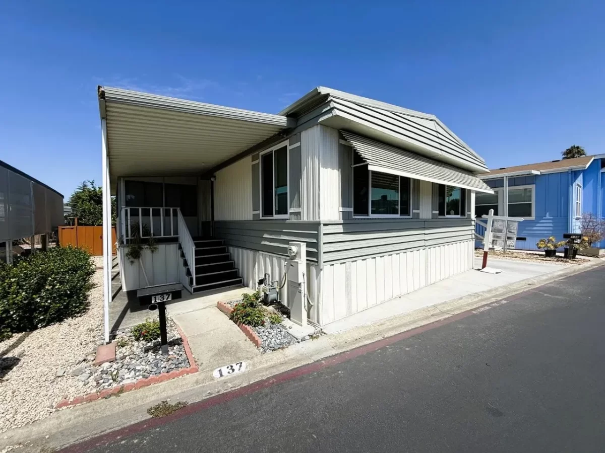 2BR Mobile Home for Sale in San Jose, CA