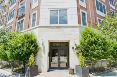2BR Condo for Rent in Hoboken, NJ