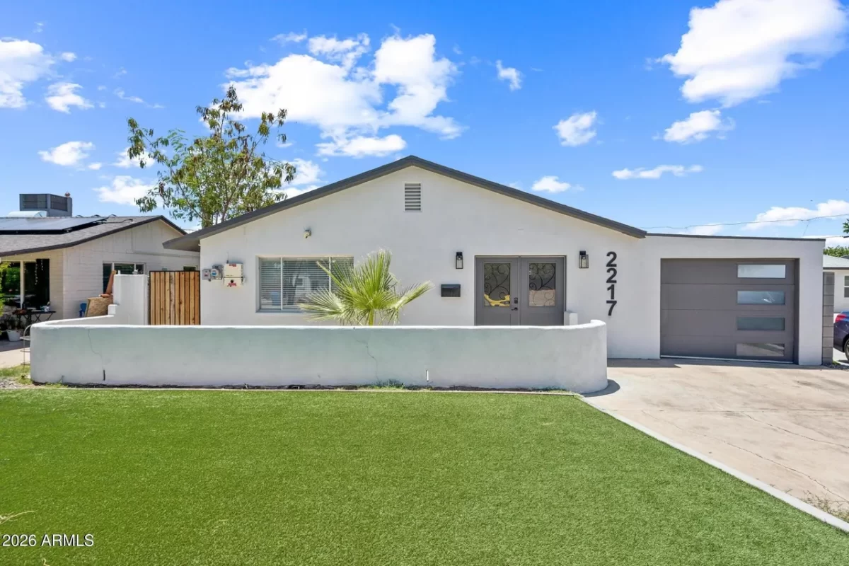 5BR House for Sale in Phoenix, AZ