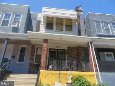 3BR Townhouse for Sale in Philadelphia, PA