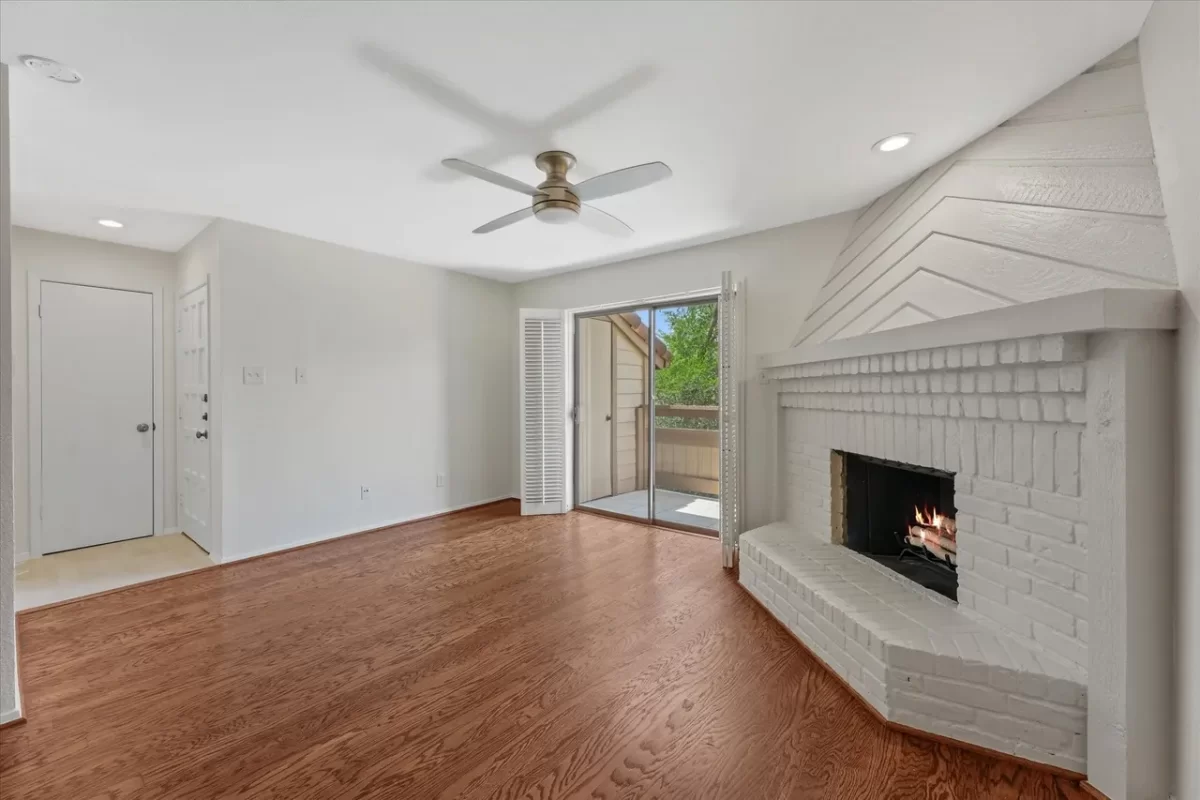 2BR Condo for Sale in Dallas, TX