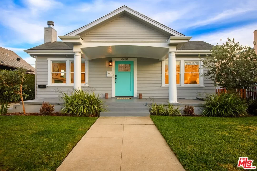 4BR House for Sale in Los Angeles, CA