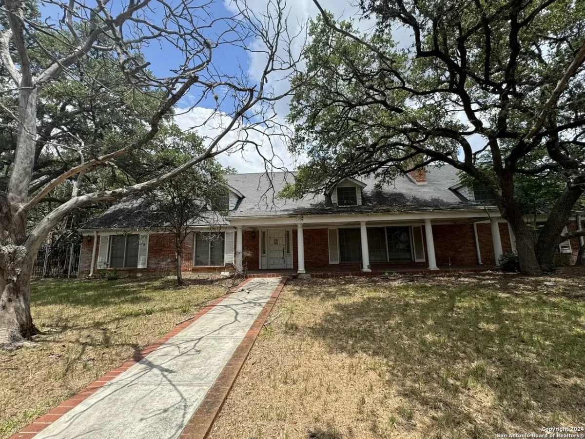 4BR House for Sale in San Antonio, TX
