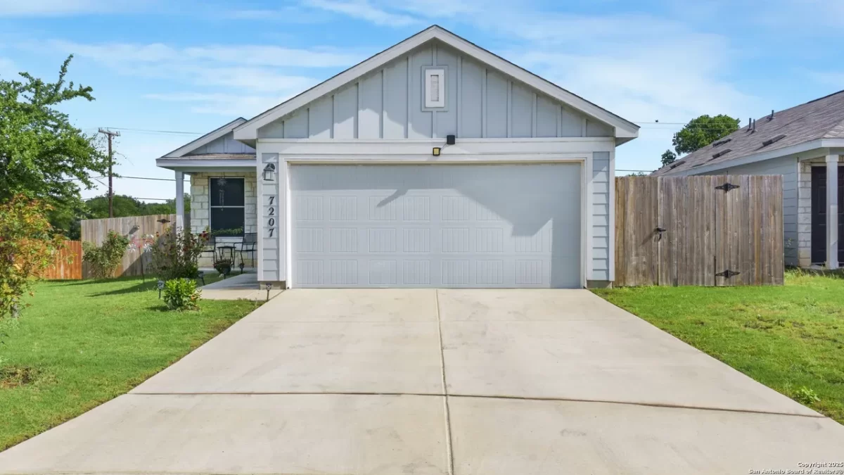 3BR House for Sale in San Antonio, TX