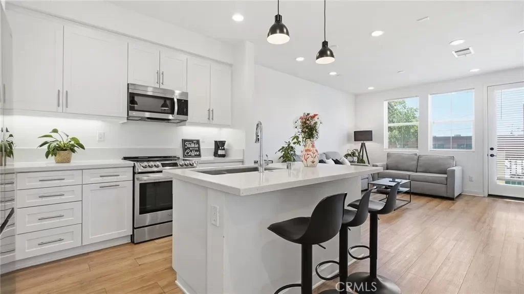 3BR Condo for Sale in Commerce, CA