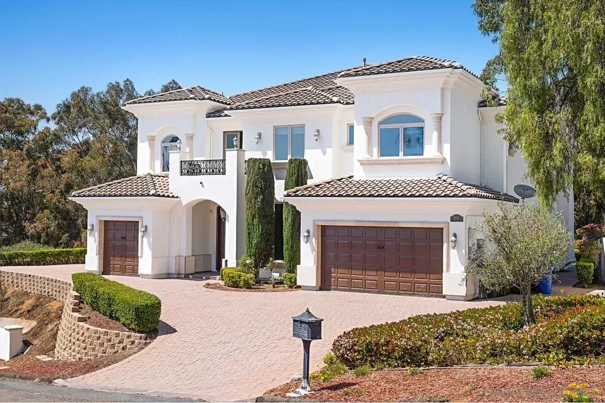 5BR House for Sale in Bonita, CA