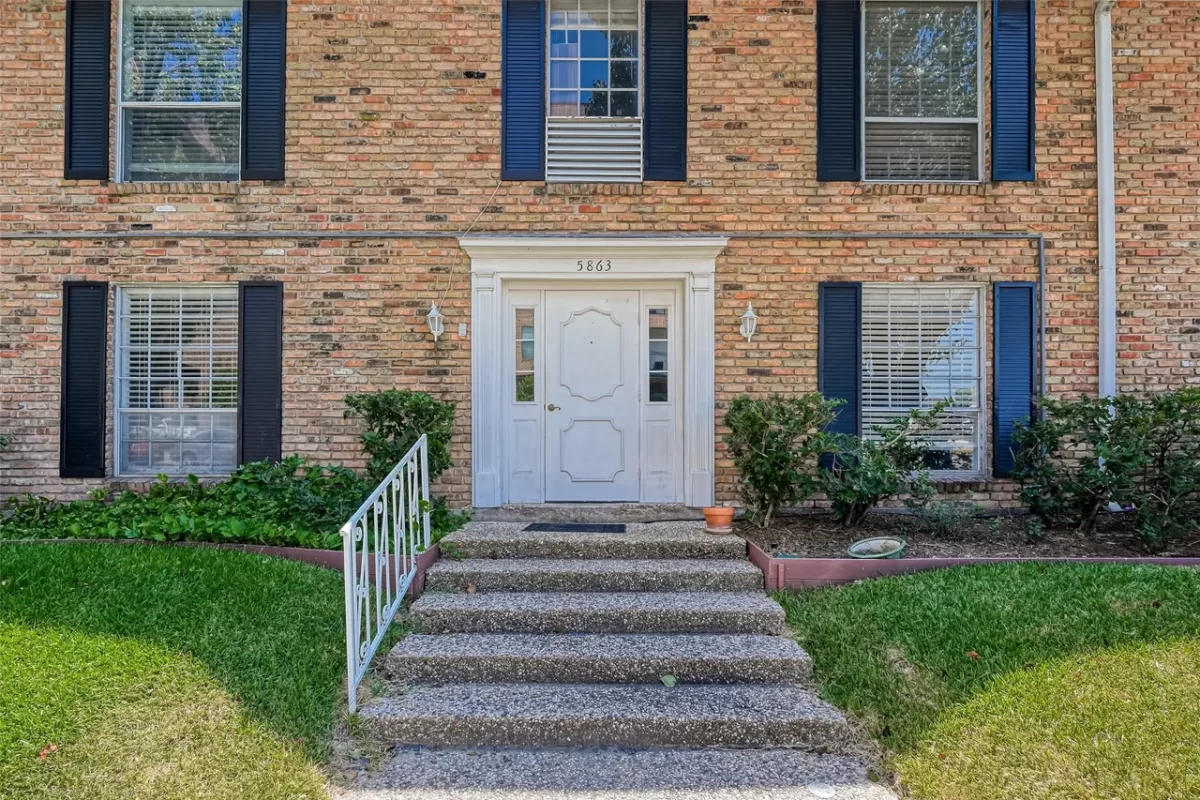 2BR Condo for Sale in Houston, TX