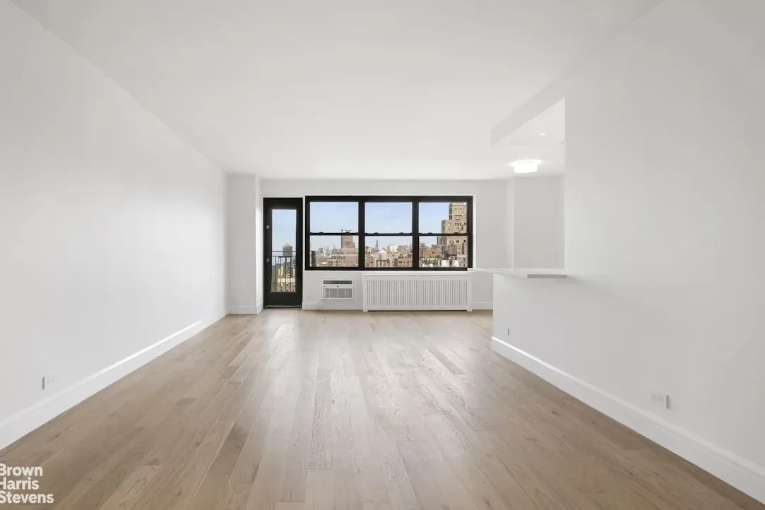 2BR Multi-Family for Sale in Manhattan, NY