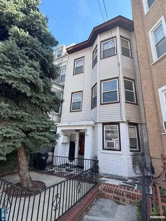 1BR Multi-Family for Rent in Jersey City, NJ