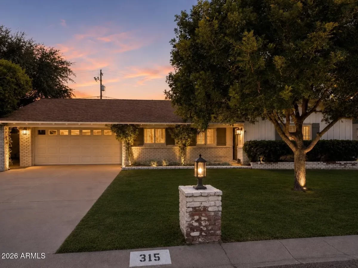 4BR House for Rent in Phoenix, AZ