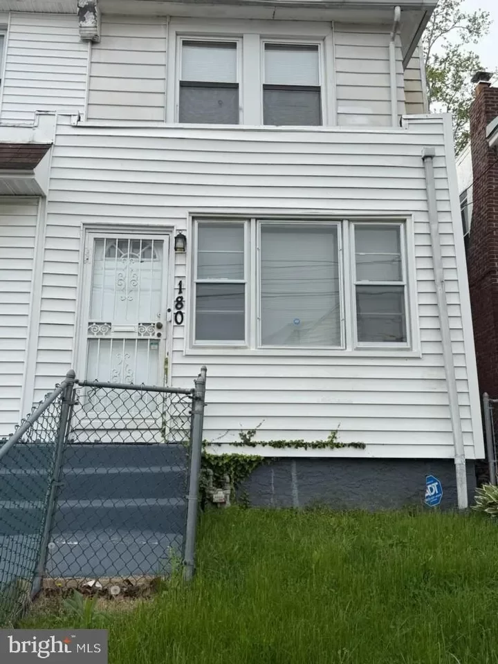 3BR Townhouse for Sale in Lansdowne, PA