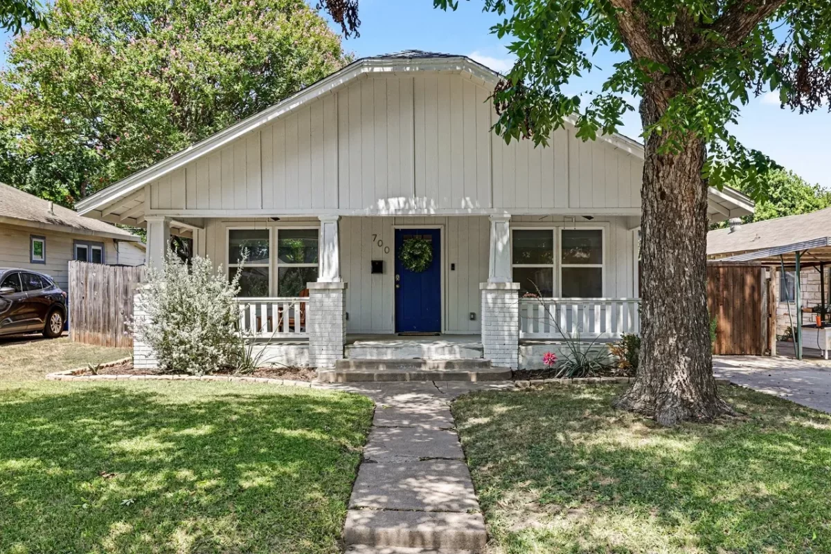 2BR House for Sale in Dallas, TX