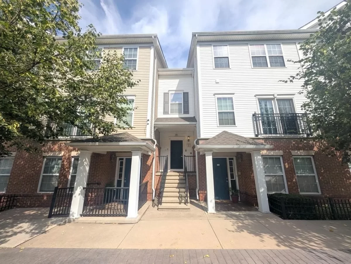2BR Condo for Sale in Jersey City, NJ