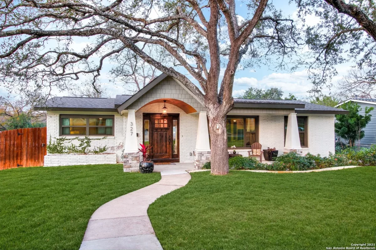 4BR House for Sale in San Antonio, TX