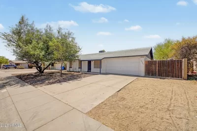 4BR House for Sale in Phoenix, AZ