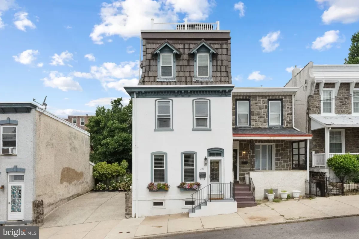 4BR Townhouse for Sale in Philadelphia, PA