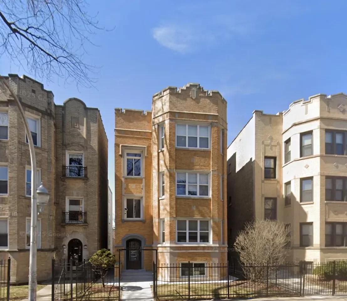 2BR House for Rent in Chicago, IL