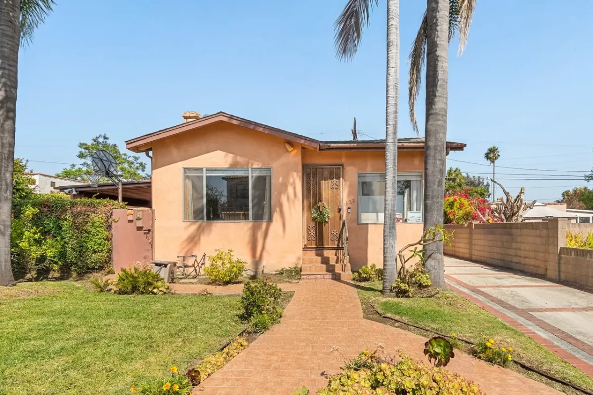 4BR House for Sale in Los Angeles, CA