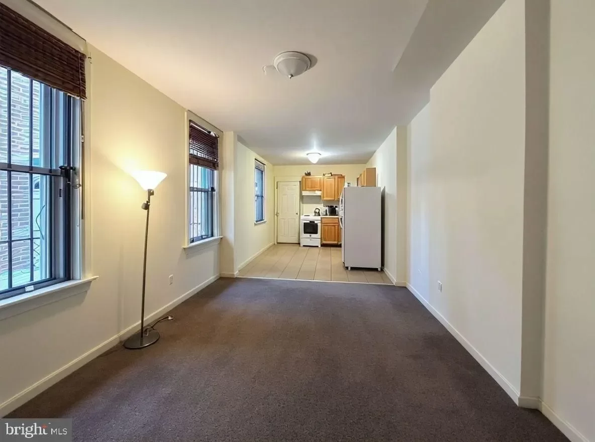 5BR Townhouse for Rent in Philadelphia, PA