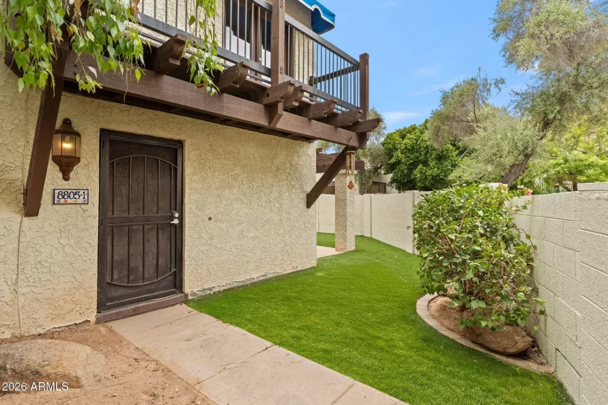 2BR Condo for Sale in Phoenix, AZ