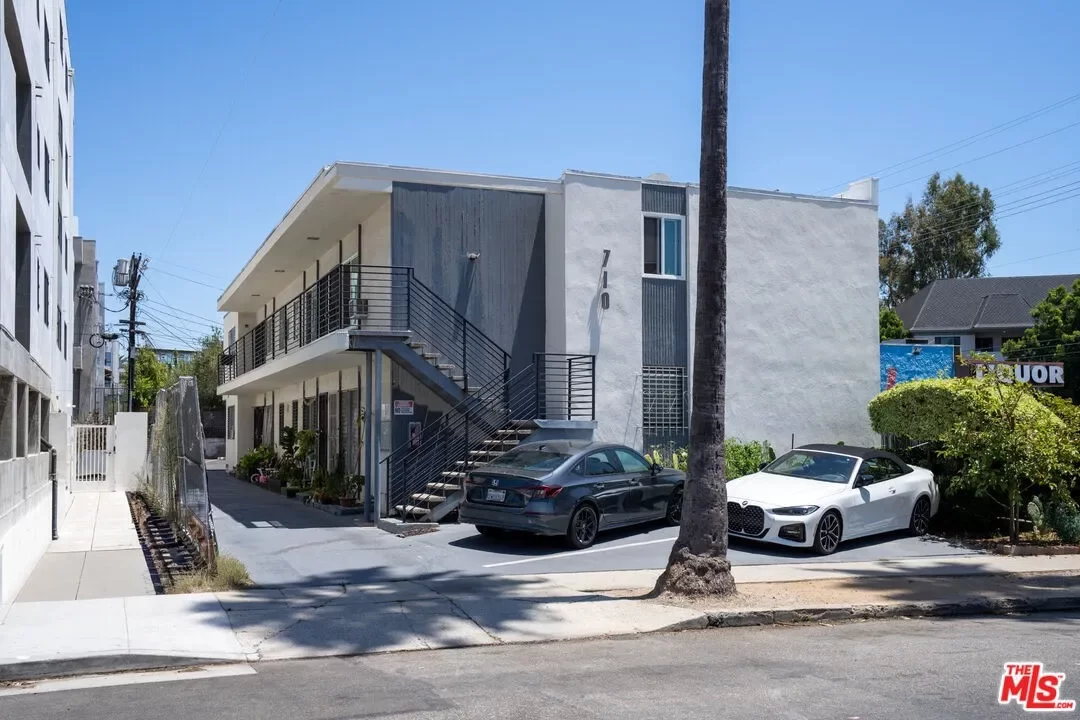 1BR Multi-Family for Sale in Los Angeles, CA